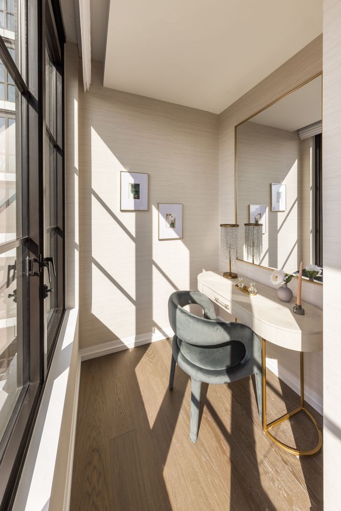 250 West 96th Street, Unit 20D Manhattan, NY 10025 - Photo 9 of 34 a workspace with furniture and a window