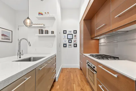 $1,125,000 | 360 Furman Street, Unit 842 | Brooklyn Heights