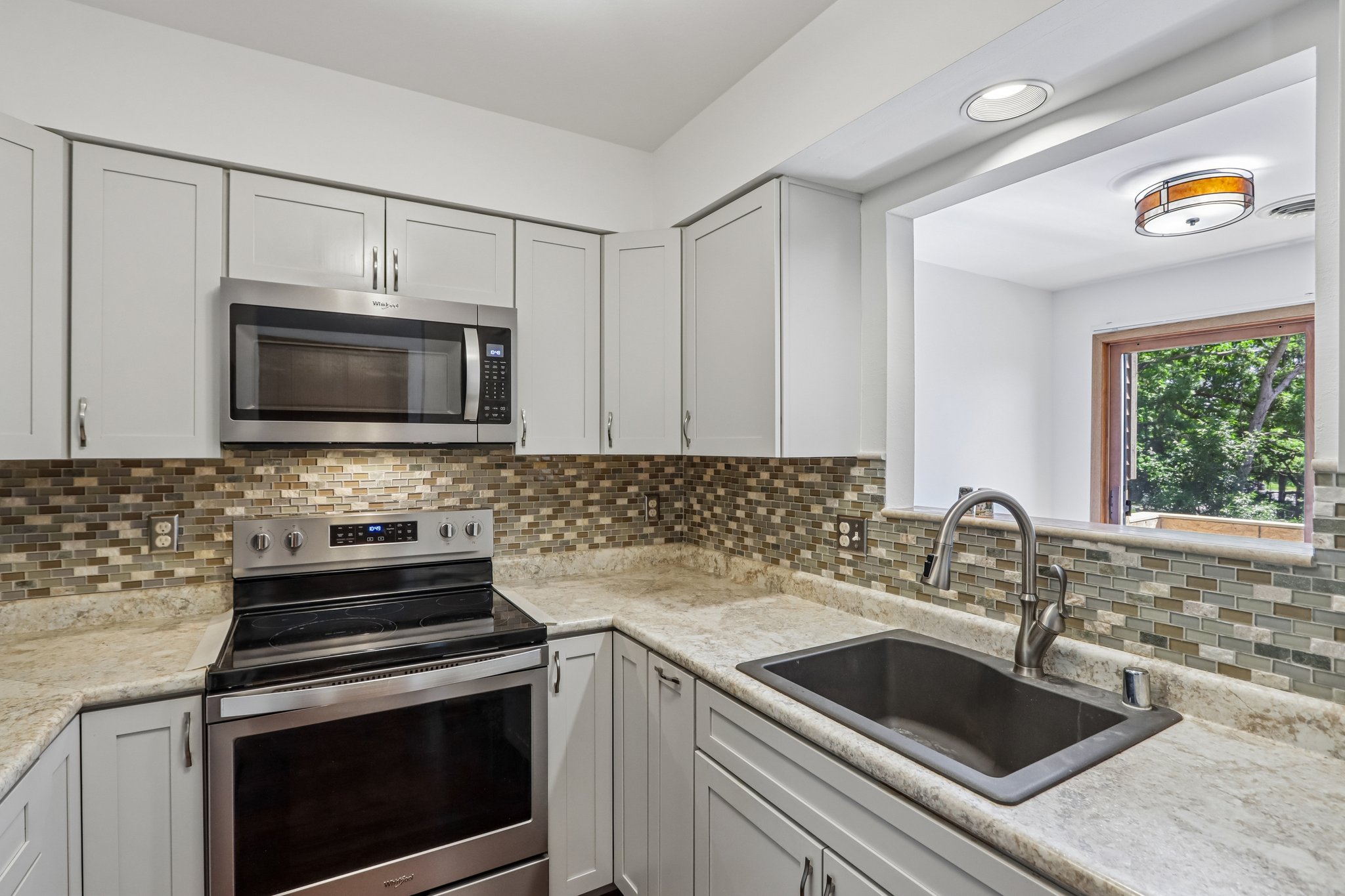 810 South Gammon Road Madison, WI 53719 - Photo 17 of 44