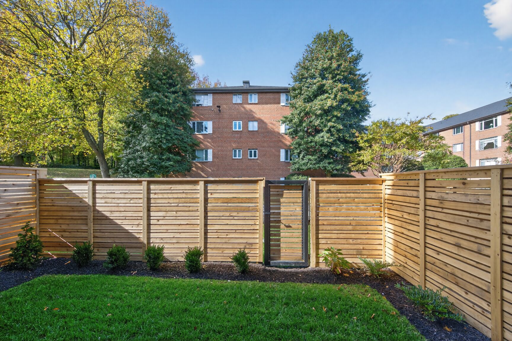 5348 Zenith Overlook Bethesda, MD 20816 - Photo 26 of 31