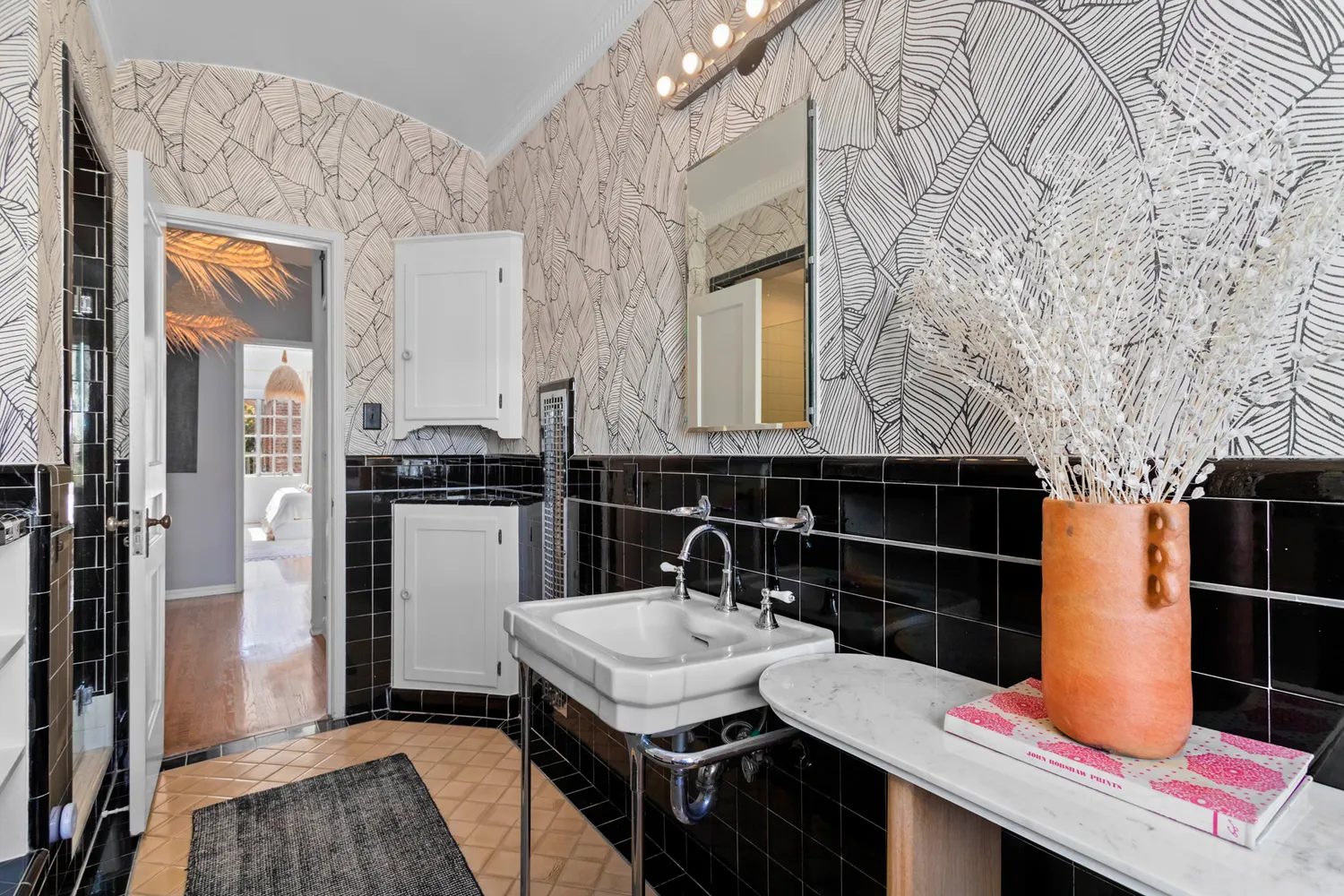 $749,000 | 3348 James M Wood Boulevard, Unit 10, Los Angeles, CA 90006