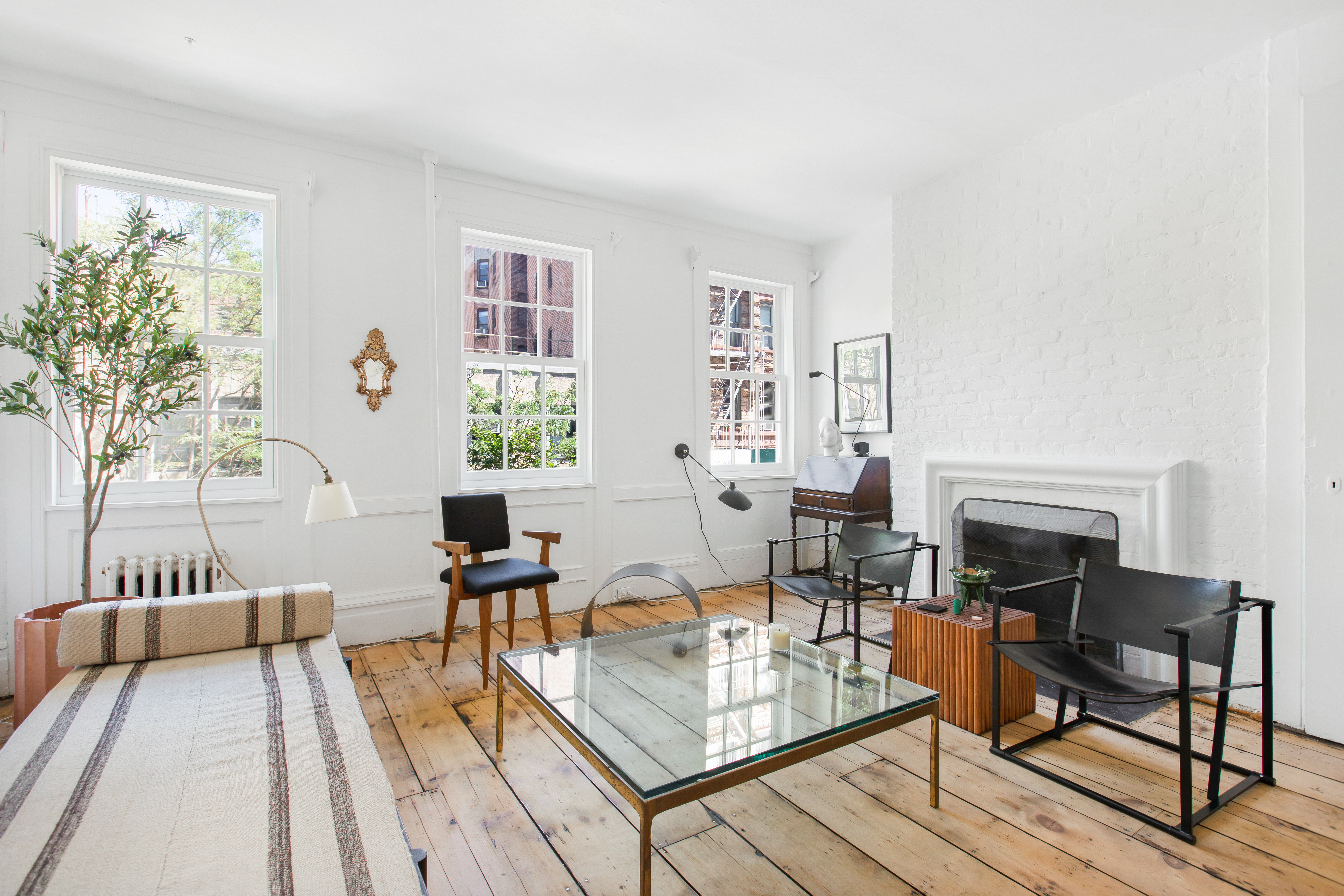 232 West 10th Street Manhattan, NY 10014 - Photo 7 of 19