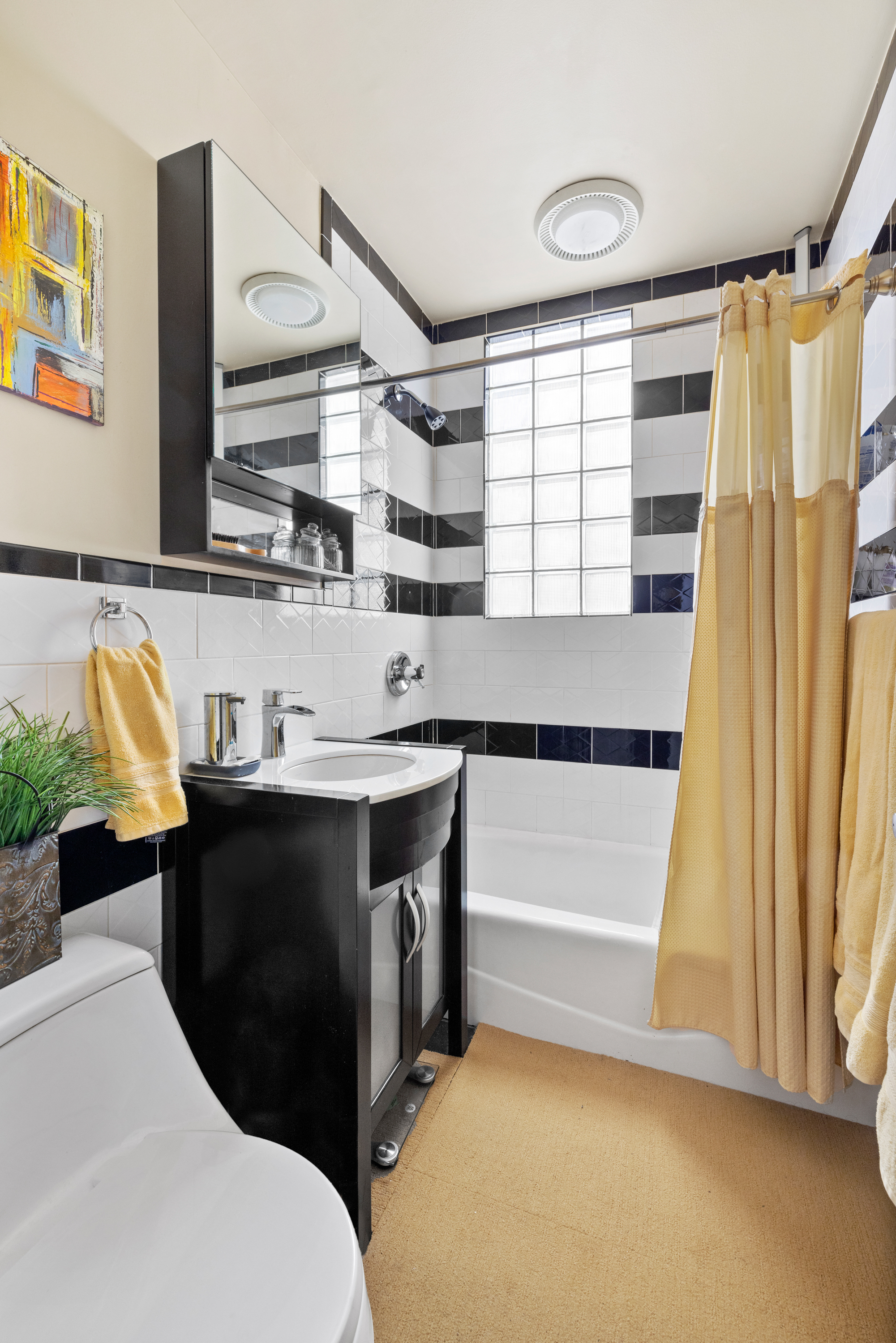 679 18th Street Brooklyn, NY 11218 - Photo 4 of 15