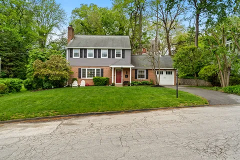 $1,050,000 | 161 Rolling Road, Bala Cynwyd, PA 19004