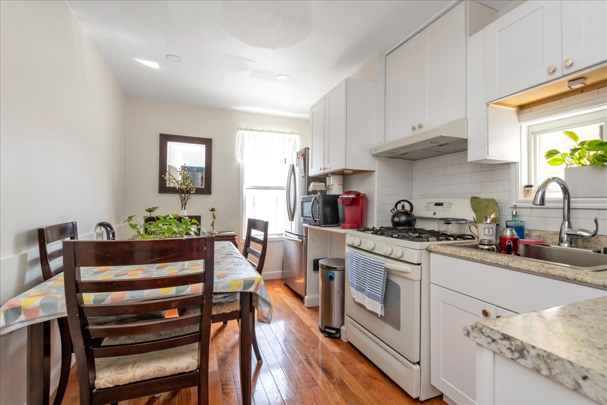 90-16 97th Avenue Queens, NY 11416 - Photo 9 of 22