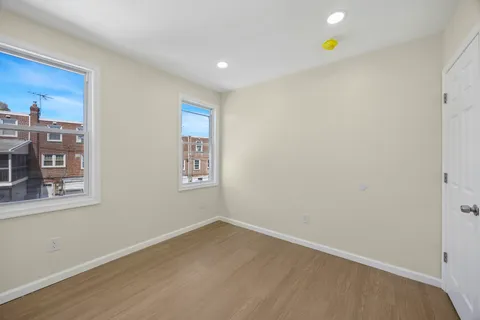 $260,000 | 1051 Springfield Road, Darby, PA 19023