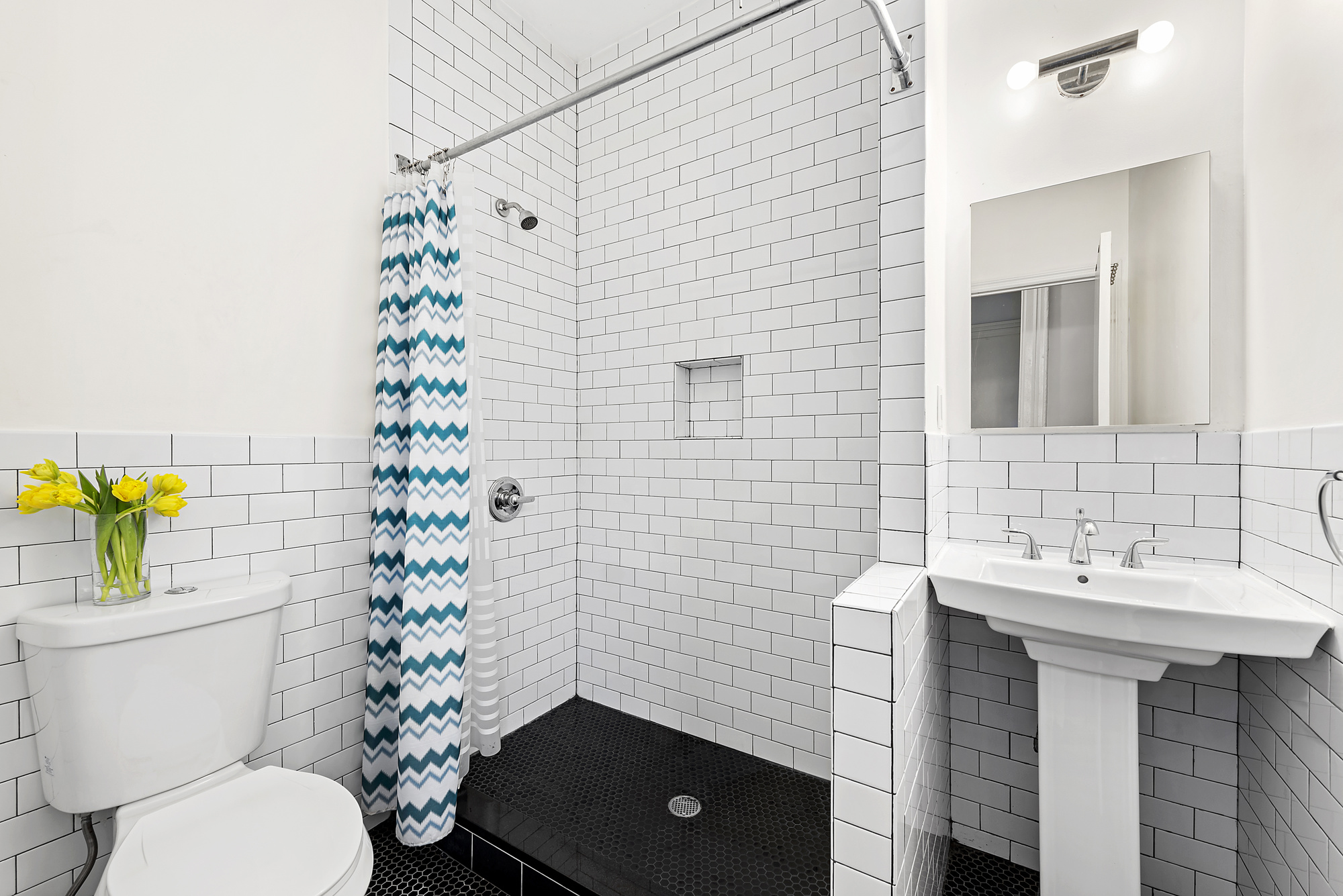 223 MacDonough Street Brooklyn, NY 11233 - Photo 5 of 16