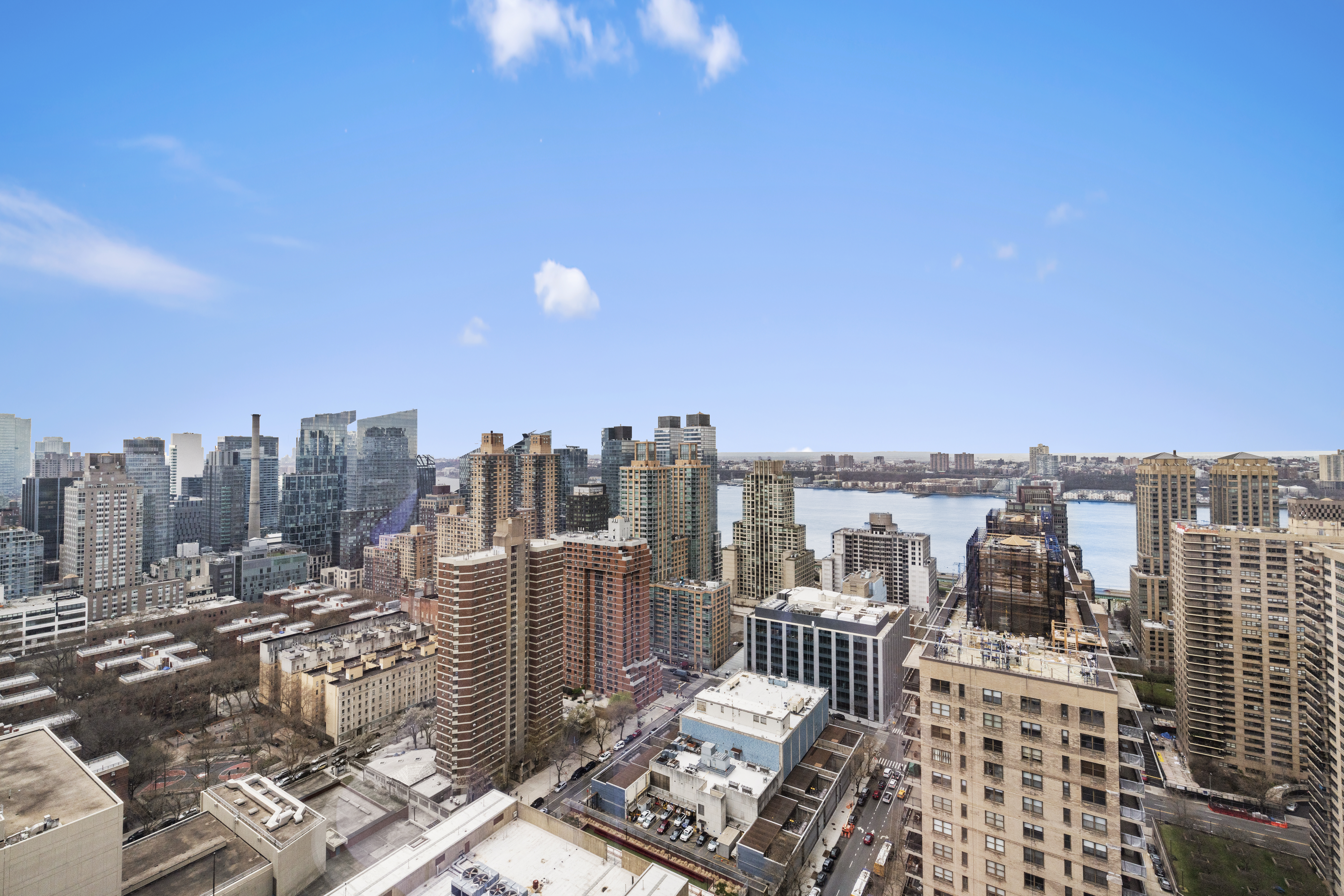 200 West 67th Street, Unit 32C Manhattan, NY 10023 - Photo 8 of 17 a view of a city