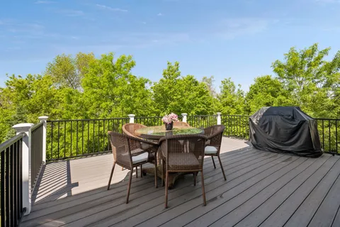 $1,400,000 | 5555 Garland Lane North, Plymouth, MN 55446