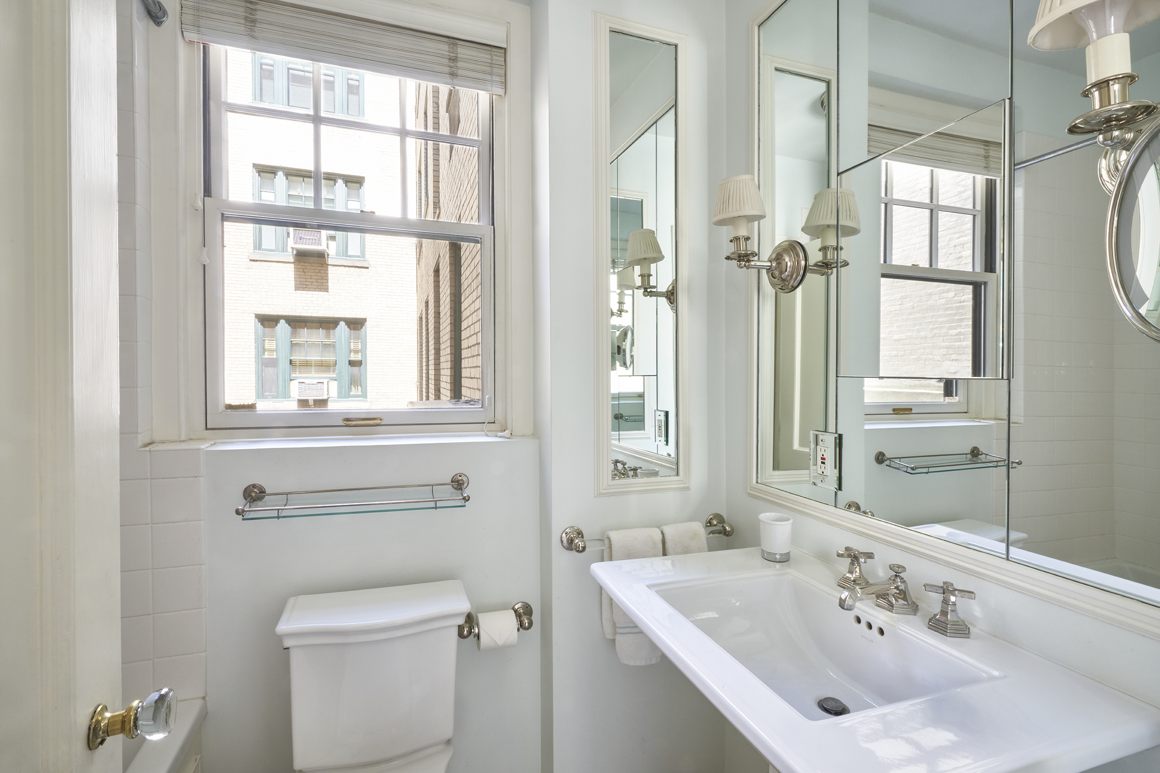 125 East 74th Street, Unit 6A Manhattan, NY 10021 - Photo 9 of 14