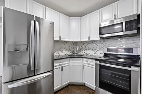 $875,000 | Brinkerhoff Street, Jersey City, NJ 07304