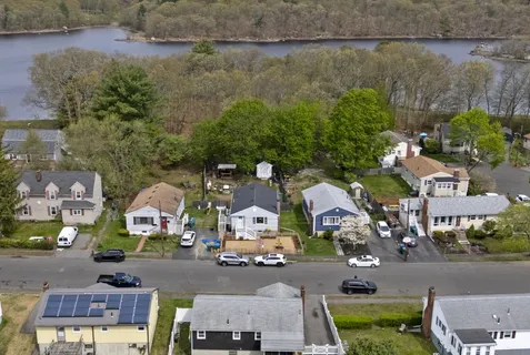 Contact Agent | 55 Thistle Street, Lynn, MA 01905