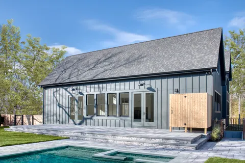 $4,650,000 | 23 Fairway Drive, East Hampton, NY 11937