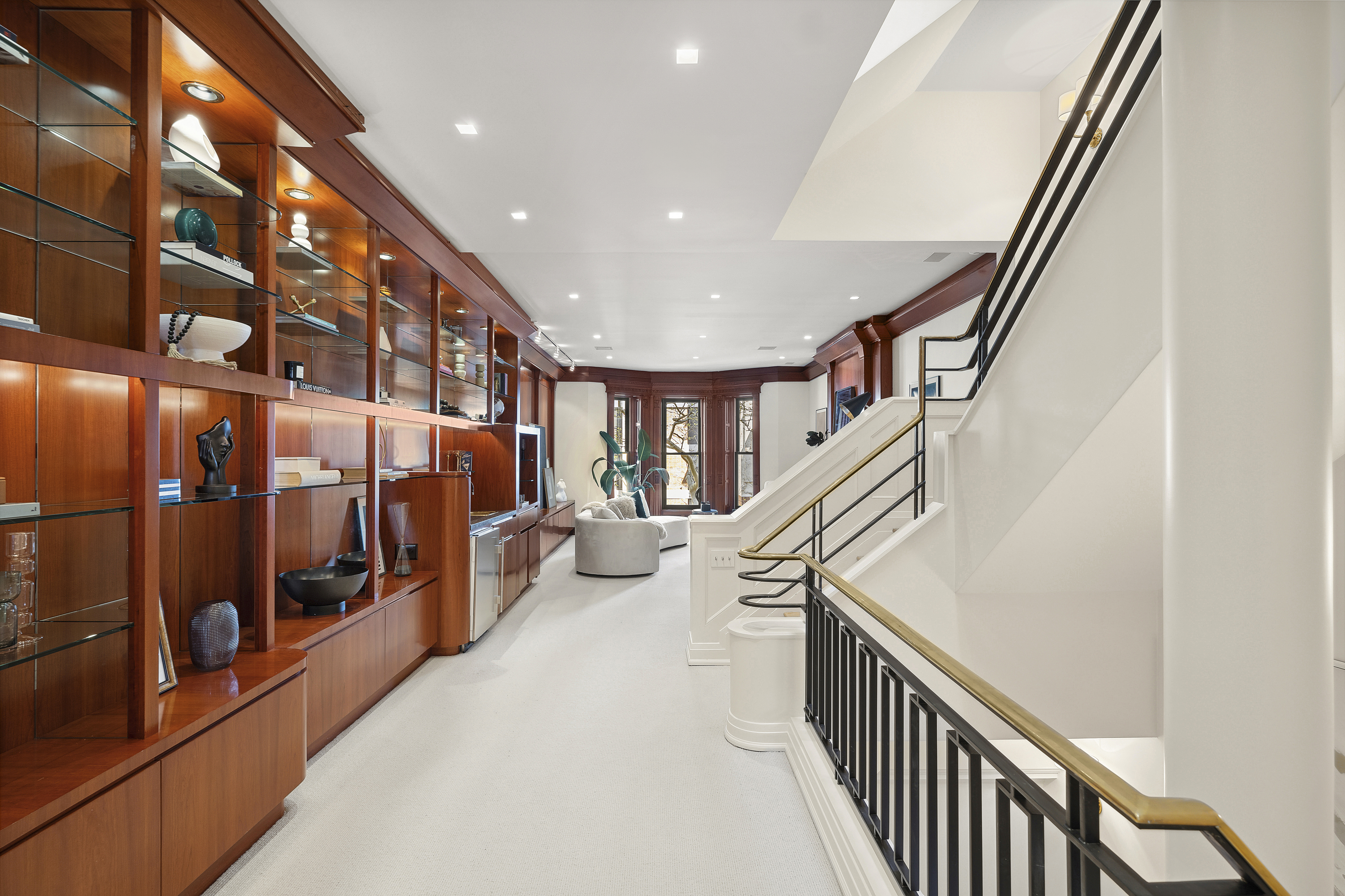 50 East 73rd Street Manhattan, NY 10021 - Photo 16 of 32 a view of an entryway with staircase