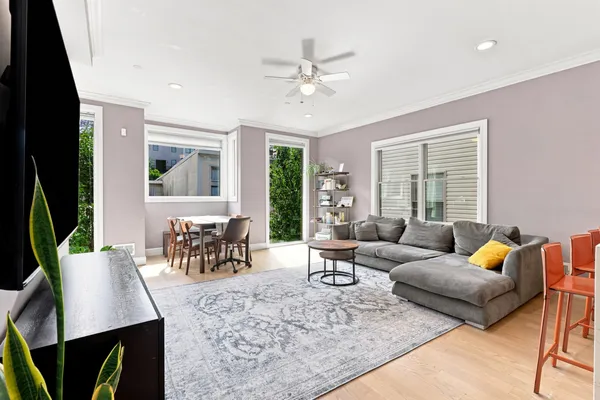$5,500 | 131 New York Avenue, Unit 1, Jersey City, NJ 07307