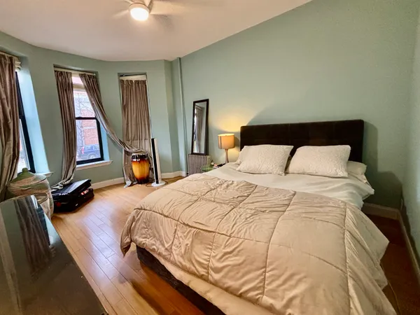 $4,000 | 848 Macon Street, Unit PARLOR | Bedford-Stuyvesant