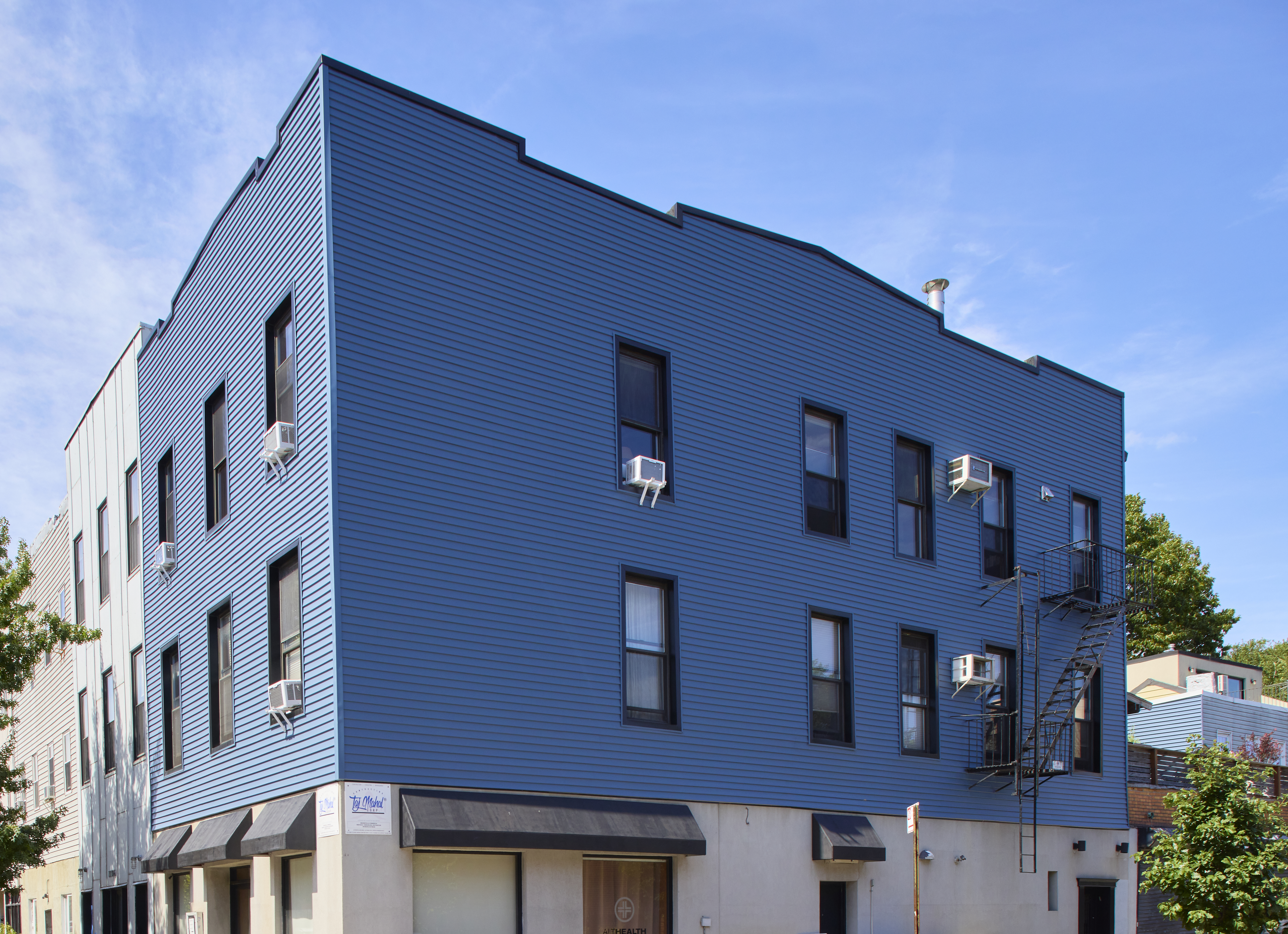 1702 8th Avenue, Unit 3 Brooklyn, NY 11215 - Photo 14 of 15 a large building with a large windows