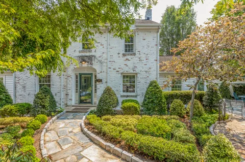 $1,799,999 | 3130 19th Street North, Arlington, VA 22201