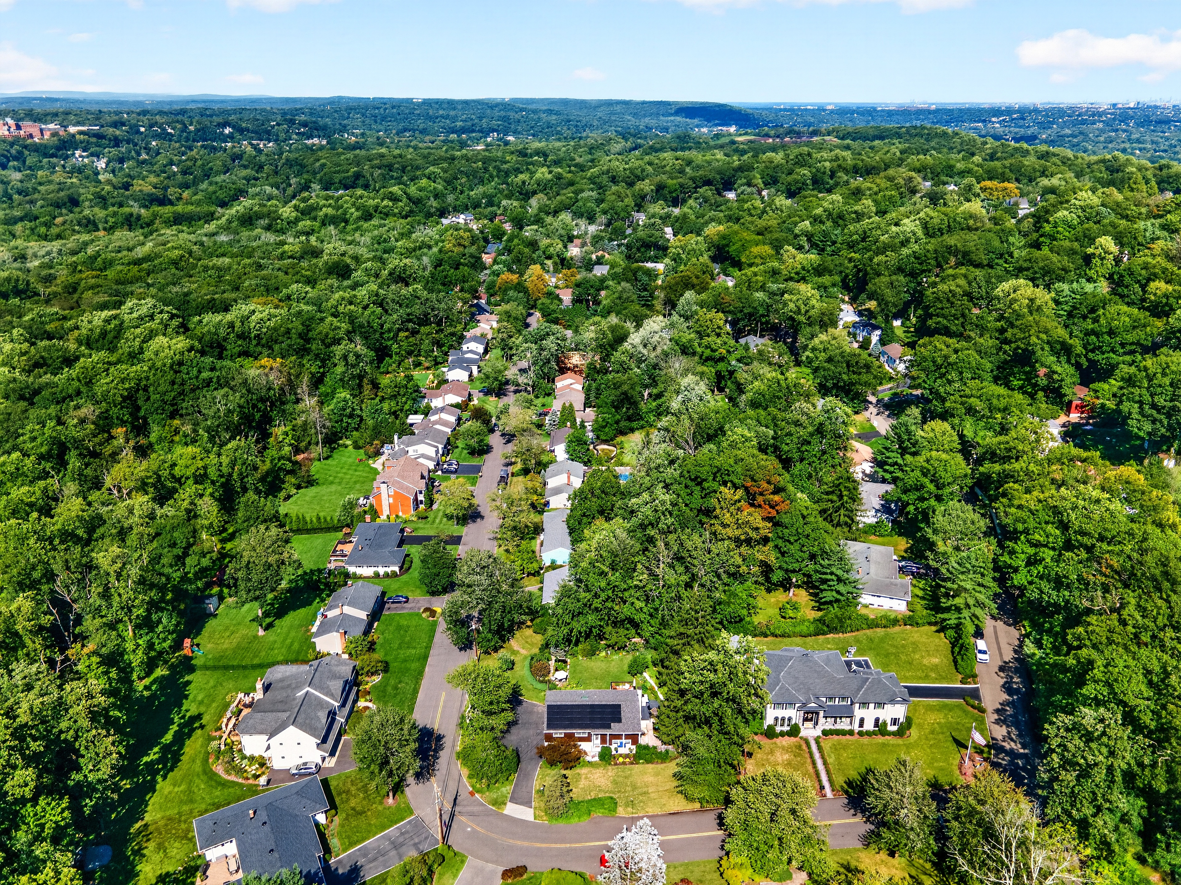 1137 Saddlebrook Road Mountainside, NJ 07092 - Photo 9 of 10 Gallery Image 9