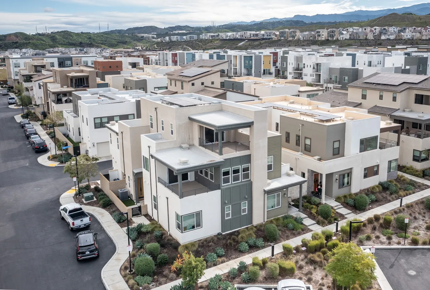 $905,000 | 27525 Illumination Court, Valencia, CA 91381