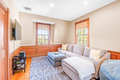 Contact Agent | 59 Harbor Avenue, Marblehead, MA 01945