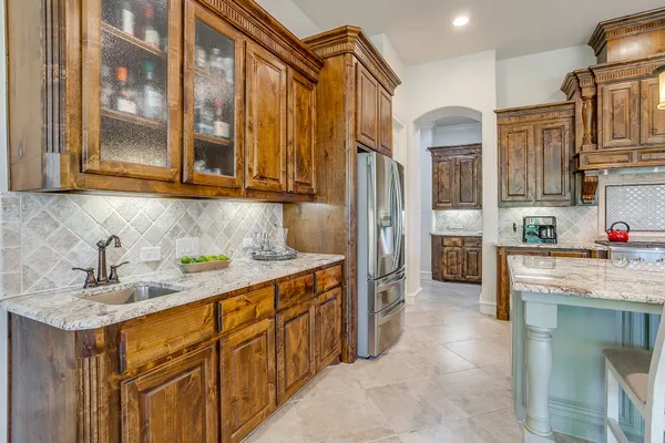 $1,325,000 | 6609 Fairway Drive, Westworth Village, TX 76114