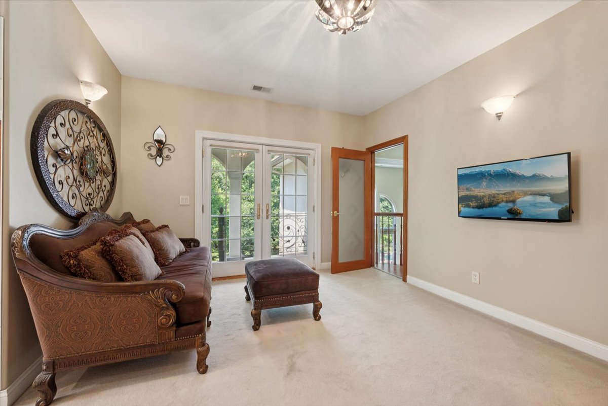 115 Skyline Drive Watchung, NJ 07069 - Photo 49 of 95 a living room with furniture and a window