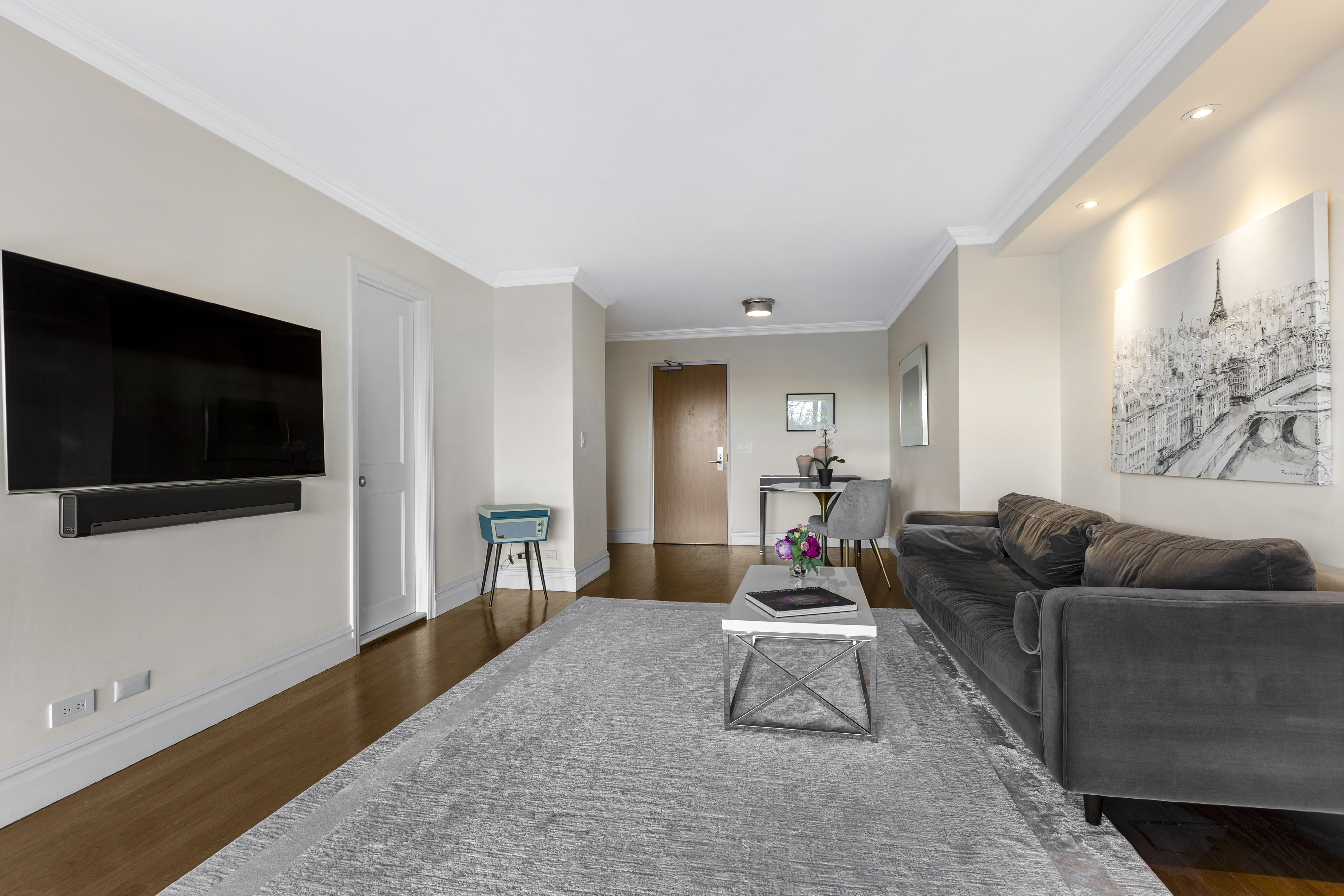 200 Central Park South, Unit 7C Manhattan, NY 10019 - Photo 10 of 15