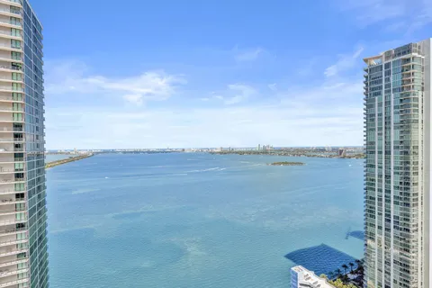 $1,895,000 | 650 Northeast 32nd Street, Unit 3901, Miami, FL 33137