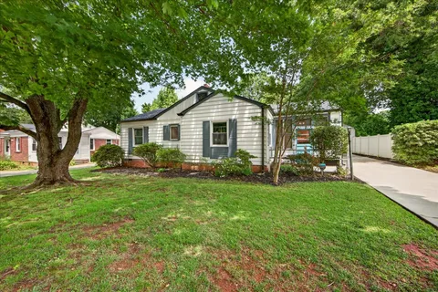 $350,000 | 2225 Ashley Road, Charlotte, NC 28208
