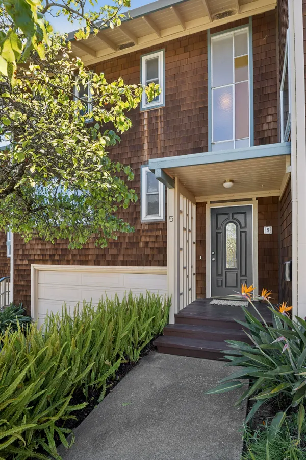 $948,000 | 5 Lower Via Casitas, Greenbrae, CA 94904