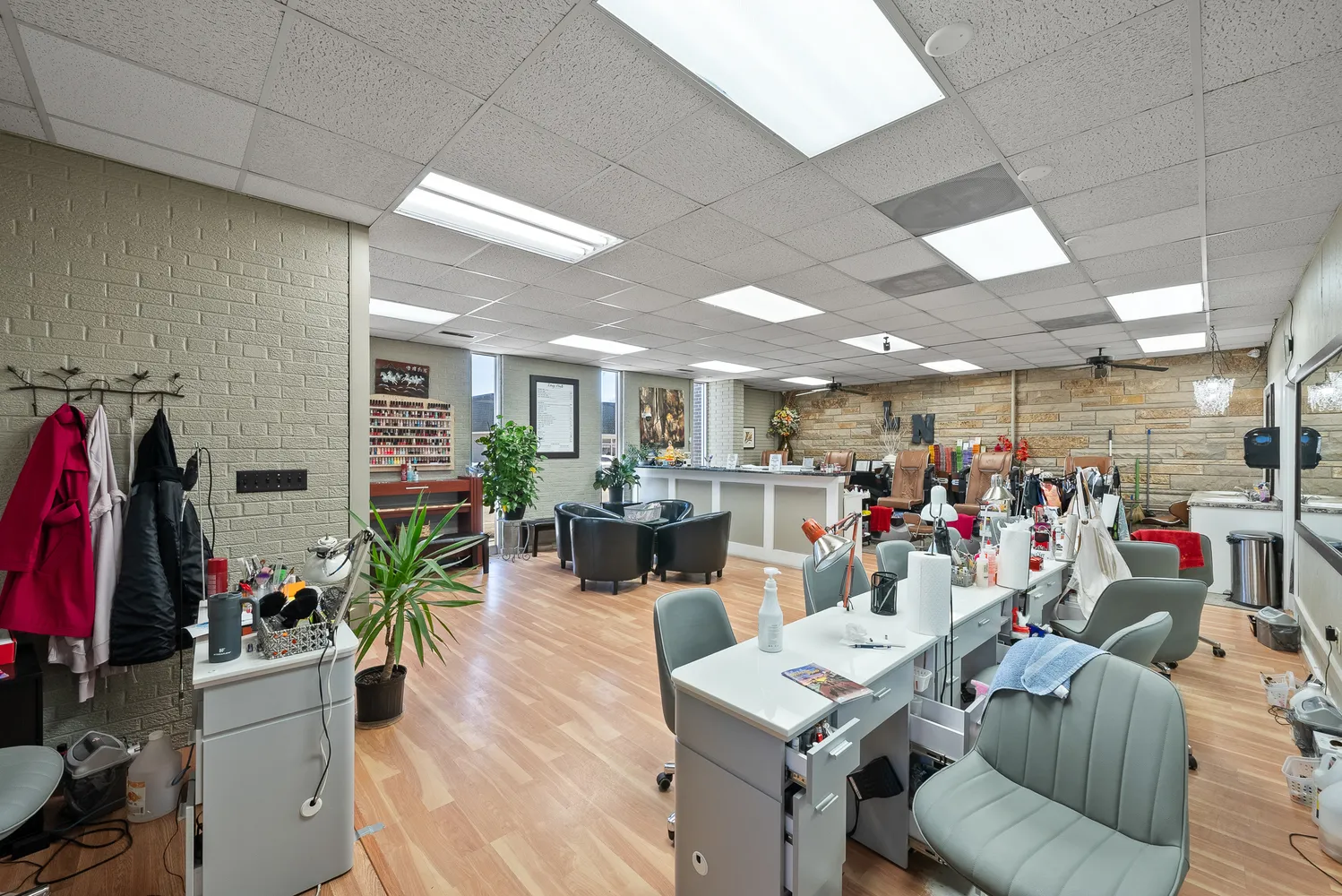 $2,250 | 268 Center Street, Lake Geneva, WI 53147