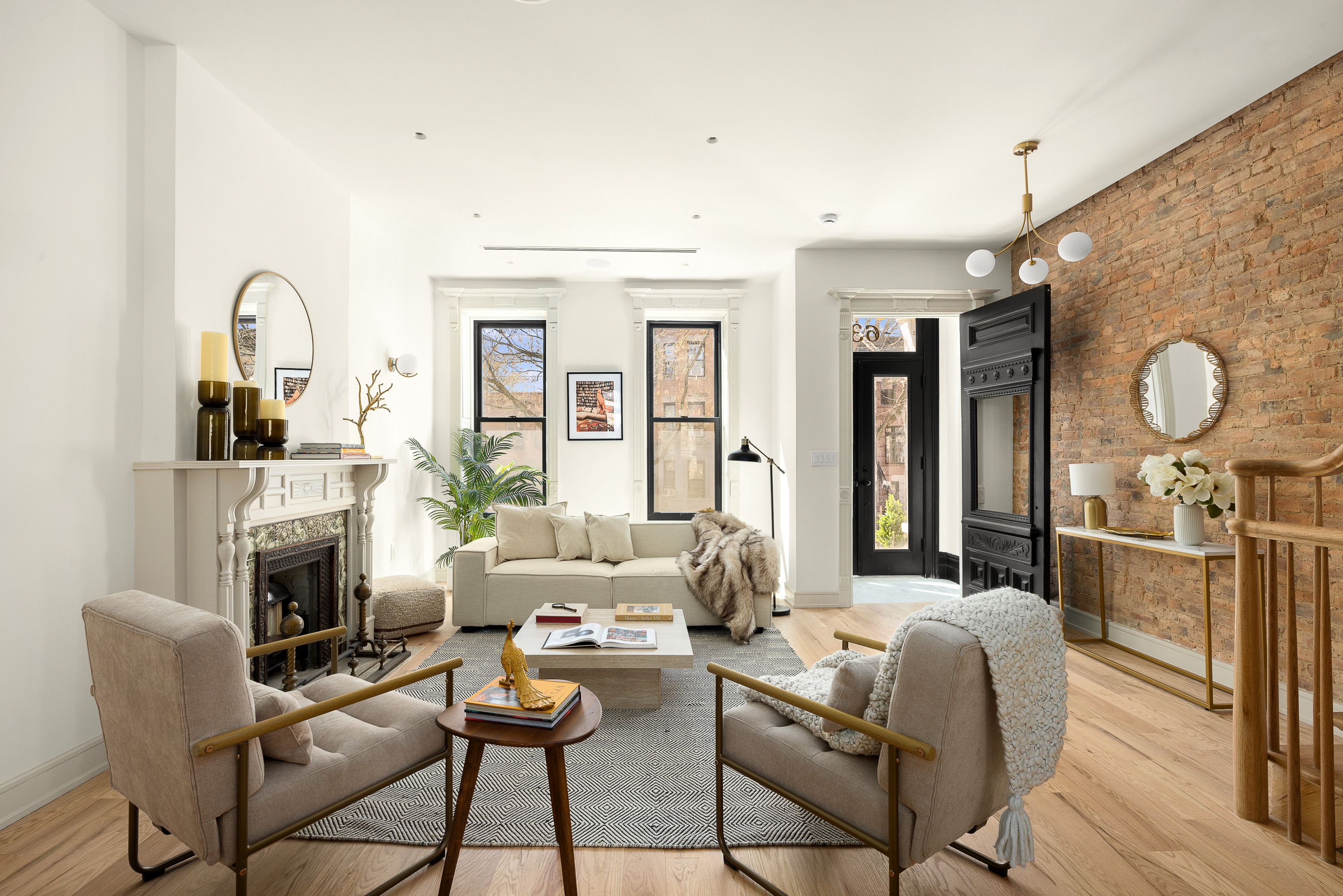 637 MacDonough Street Brooklyn, NY 11233 - Photo 1 of 17 Gallery Image 1