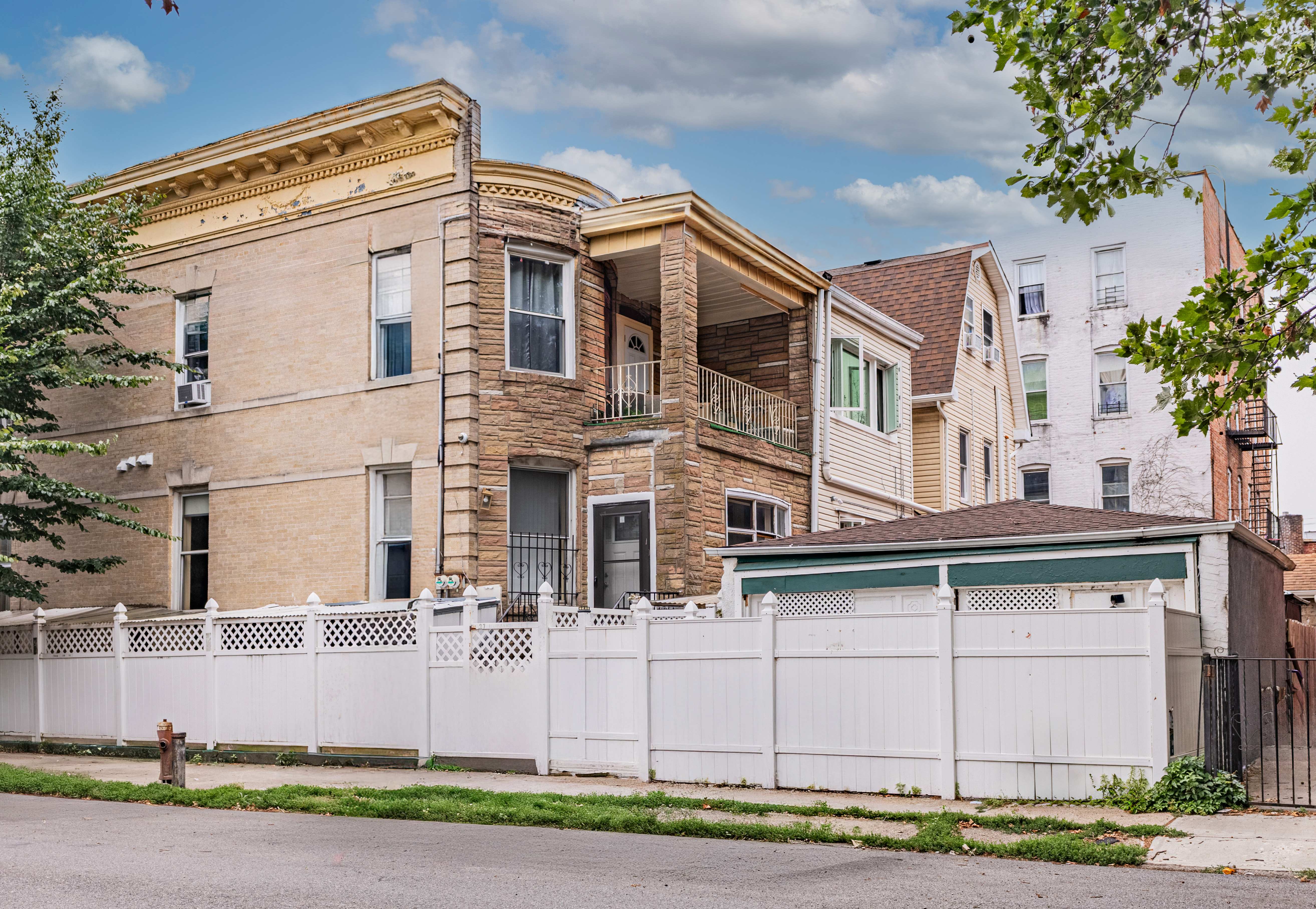 27 Hubbard Place Brooklyn, NY 11210 - Photo 16 of 21