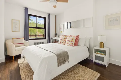 $3,000 | 443 Hicks Street, Unit 2E | Cobble Hill