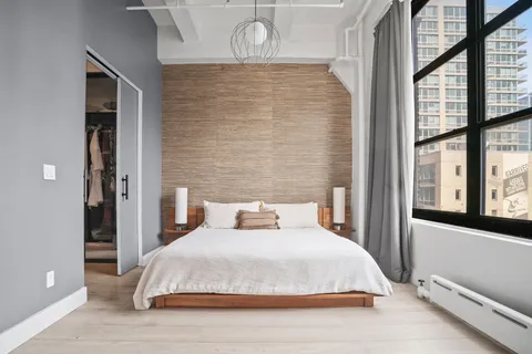 $2,200,000 | 448 West 37th Street, Unit 8C | Hudson Yards