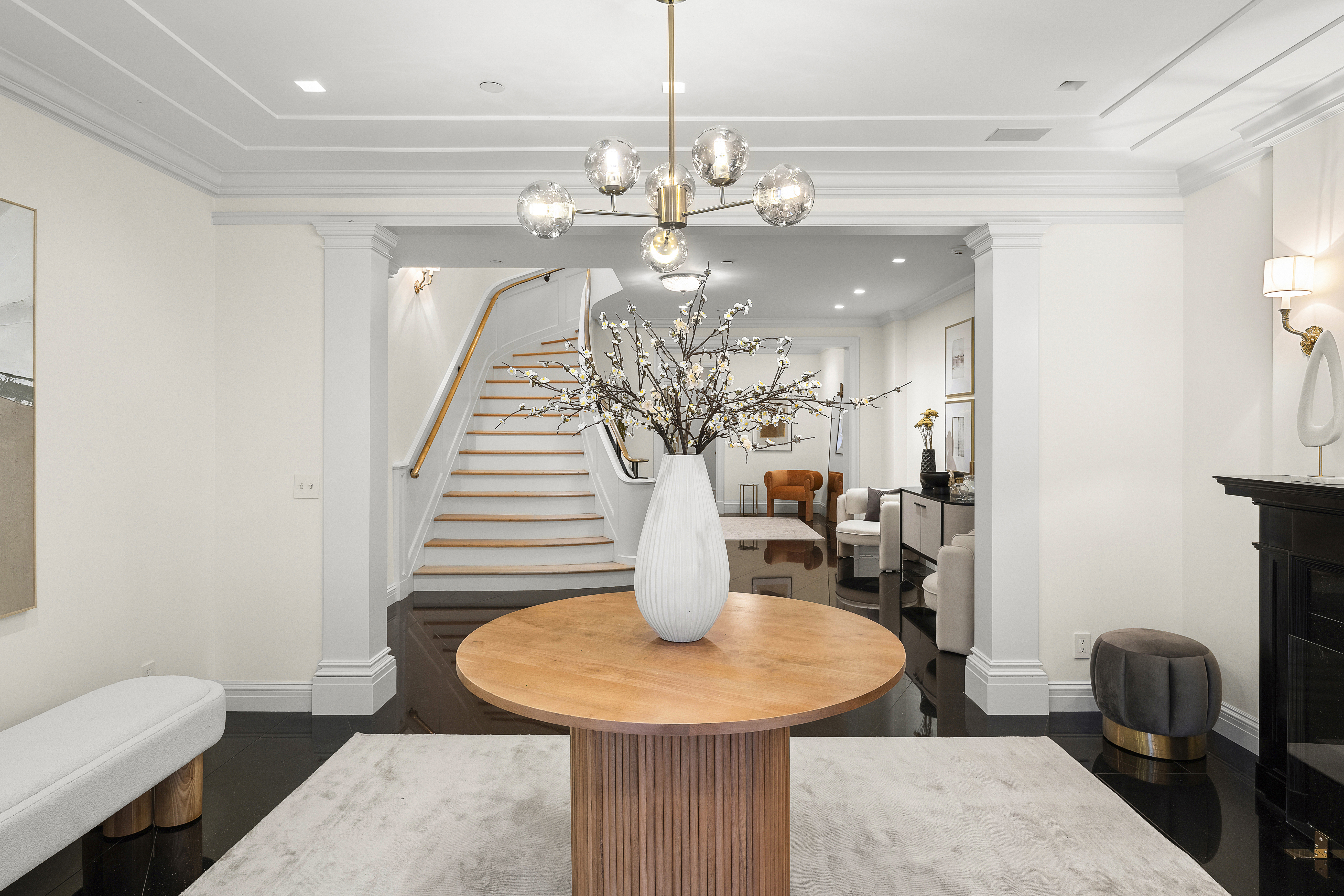 50 East 73rd Street Manhattan, NY 10021 - Photo 11 of 32 a view of a dining room with furniture and wooden floor