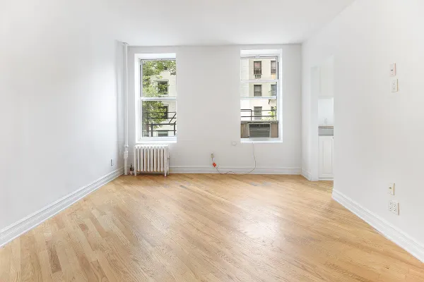 $3,500 | 352 East 19th Street, Unit 3F | Gramercy