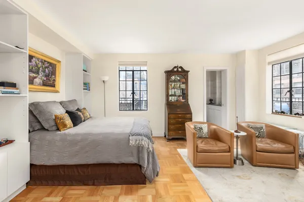 $865,000 | 324 East 41st Street, Unit 1103C | Murray Hill