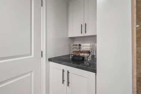 Contact Agent | 7100 Alvern Street, Unit 311, Los Angeles, CA 90045