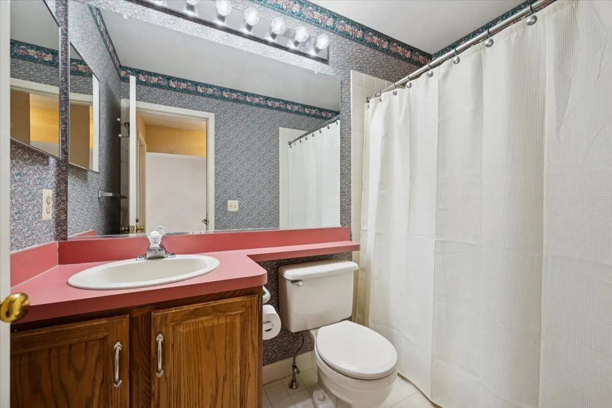 $800,000 | Spencer Lane, Bedminster, NJ 07921