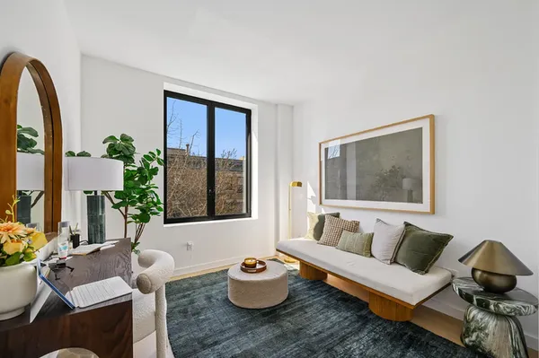 $7,000 | 645 Park Place, Unit 6G | Crown Heights