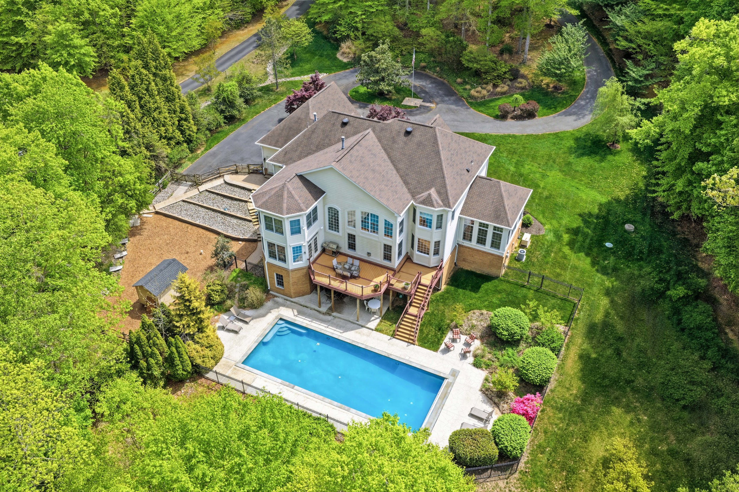 5061 Wolf Run Shoals Road Woodbridge, VA 22192 - Photo 3 of 16
