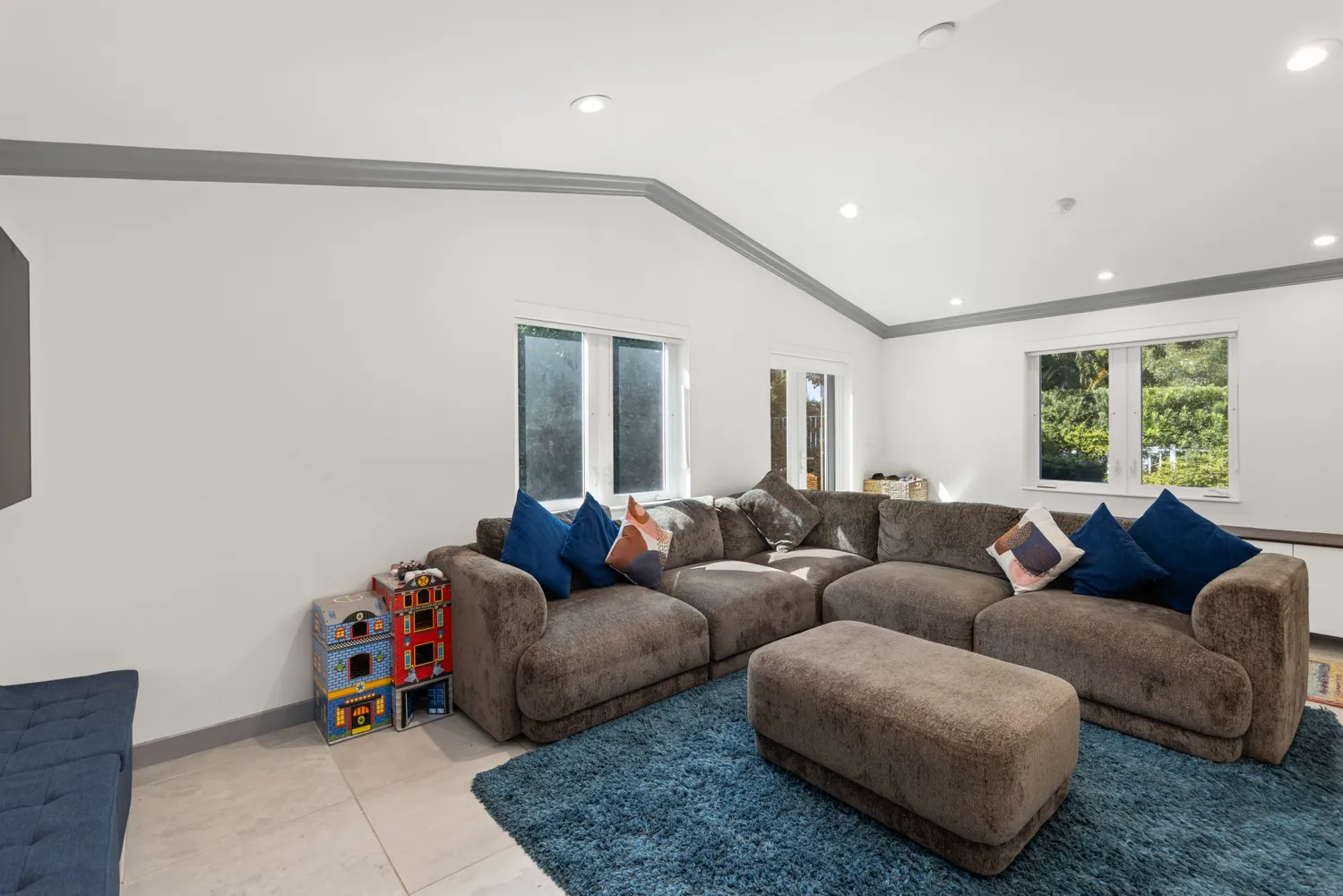 $2,100,000 | 3001 Southwest 4th Avenue, Miami, FL 33129