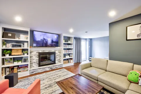 Contact Agent | Wayne Avenue, Springfield, PA 19064