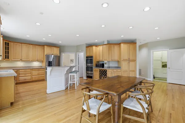 $2,200,000 | 182 River Park Drive, Great Falls, VA 22066