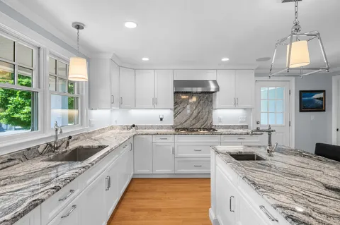 $1,895,000 | 89 Gale Road, Swampscott, MA 01907