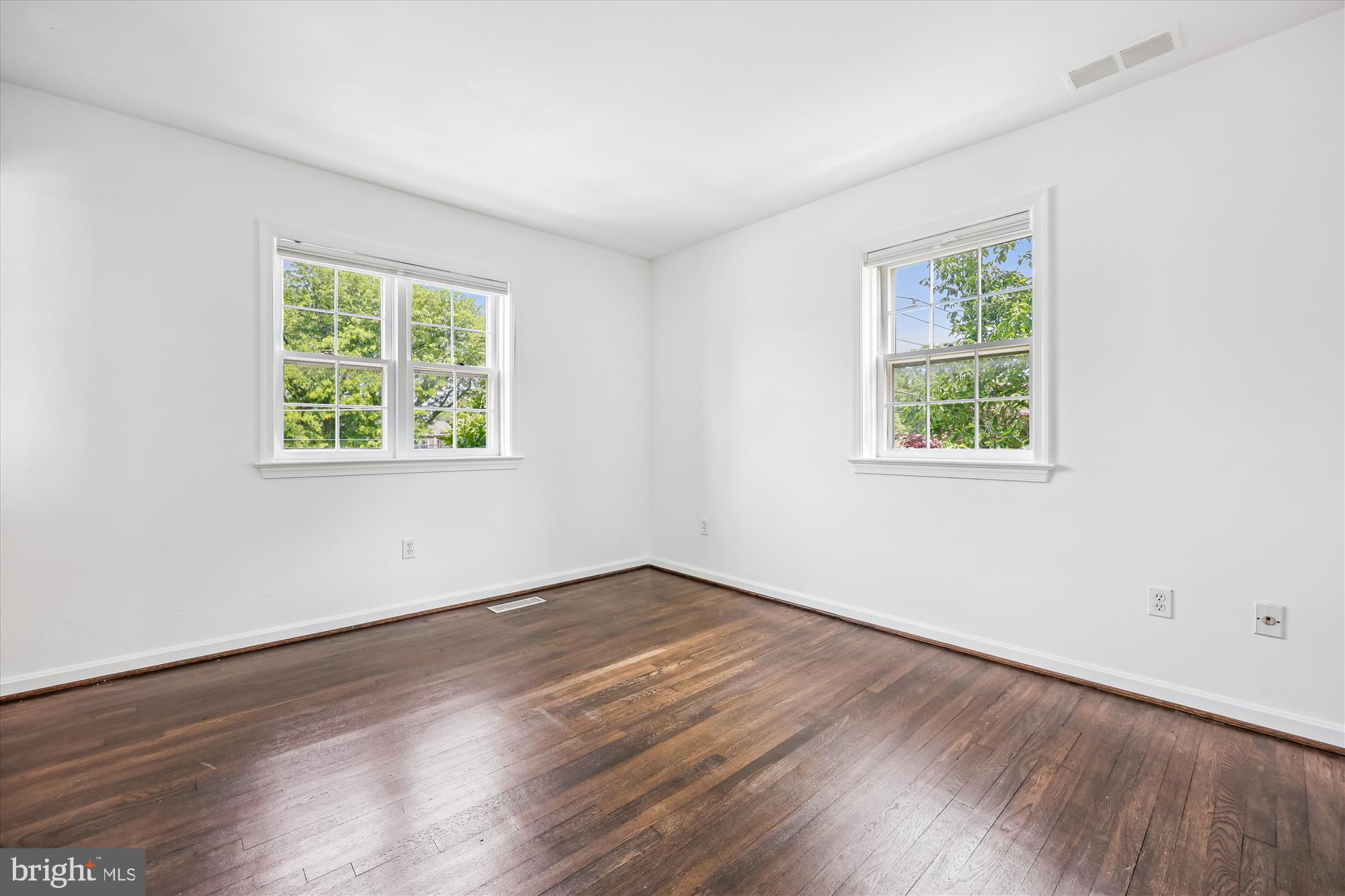 6705 Hillandale Road, Unit 153 Chevy Chase, MD 20815 - Photo 15 of 31