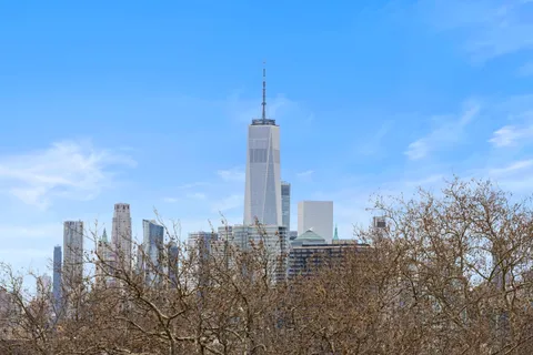 a picture of city view