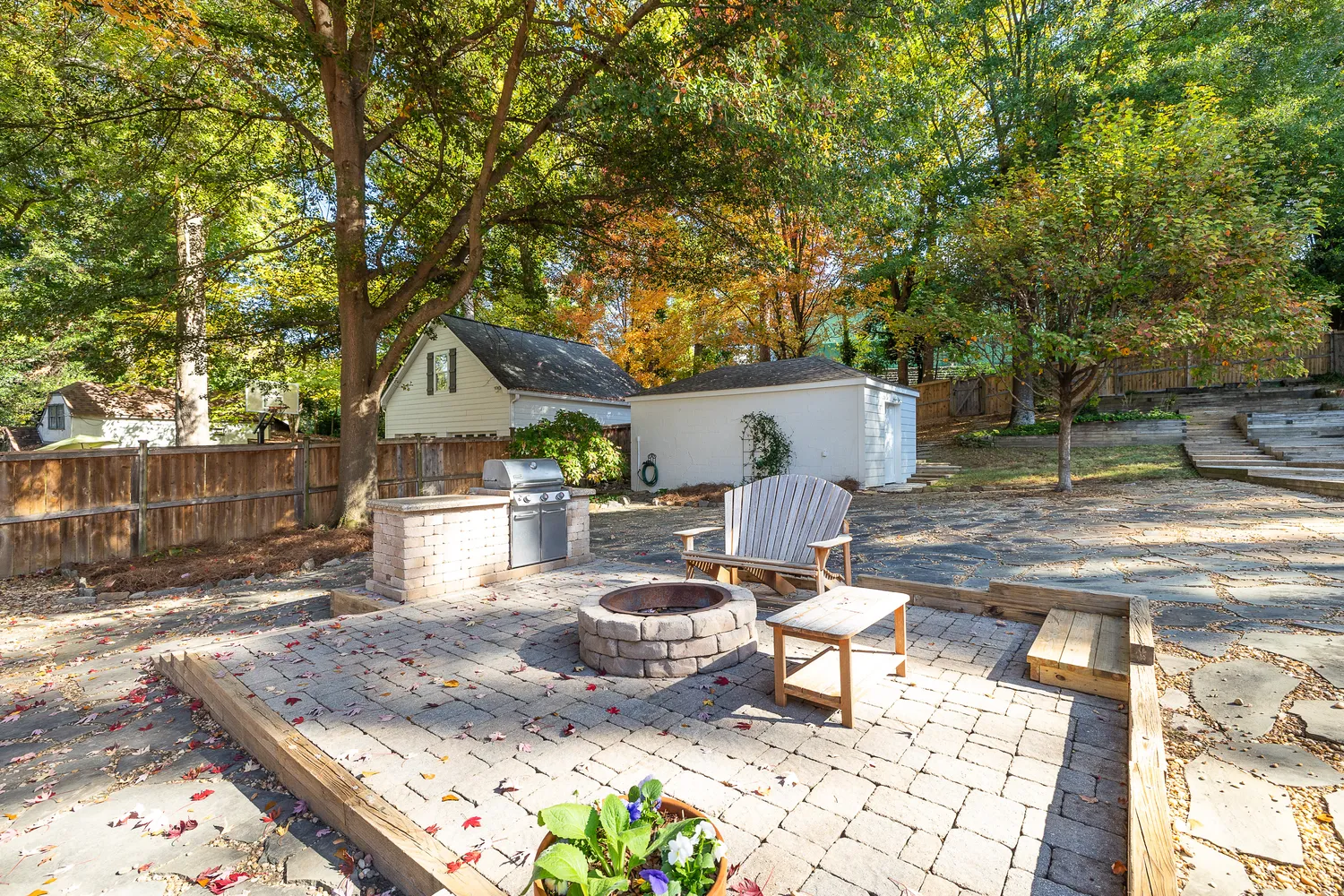 $735,000 | 3299 West Shadowlawn Avenue Northeast, Atlanta, GA 30305